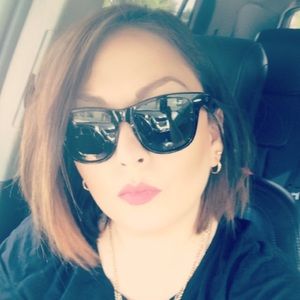 Meet your Posher, Mayra